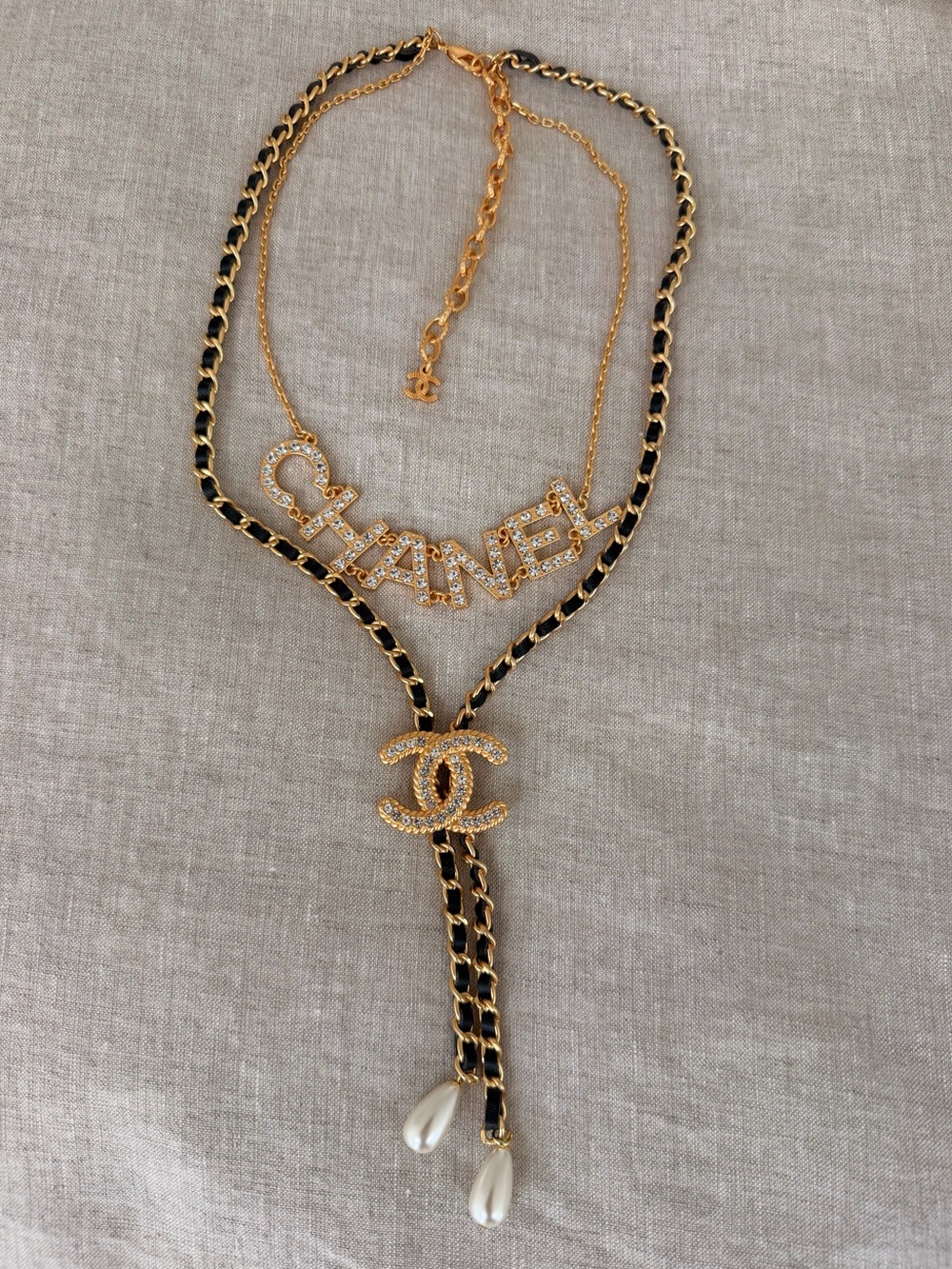 ✨CHANEL Gold and Black Ribbon Lariat Necklace with Crystal CC and Pearl Drops🖤 - Picture 11 of 14